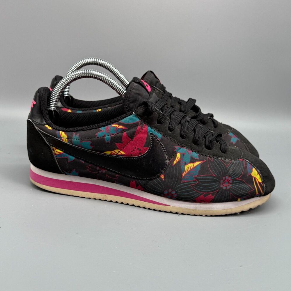 Nike Classic Cortez Floral Women's 9 Black Running Sneaker Lace-Up Low Top